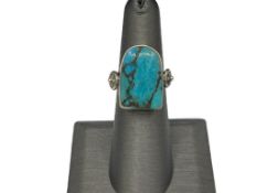 UNUSUAL STERLING SILVER TURQUOISE RING