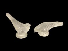 KUSAK CRYSTAL FROSTED GLASS SPARROW BIRD FIGURINES / PAPERWEIGHTS