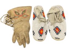 PAIR OF NATIVE AMERICAN CHEYENNE ORIGIN BEADED LEATHER MOCCASINS AND VINTAGE SINGLE BEADED GLOVE
