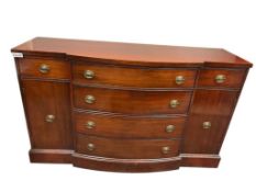 VINTAGE TRADITIONAL MAHOGANY BOW-FRONT BUFFET WITH BRASS HARDWARE