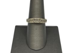 DESIGNER HALLMARKED 14K WHITE GOLD DIAMOND BAND FEATURING ROUND BRILLIANT CUT DIAMONDS