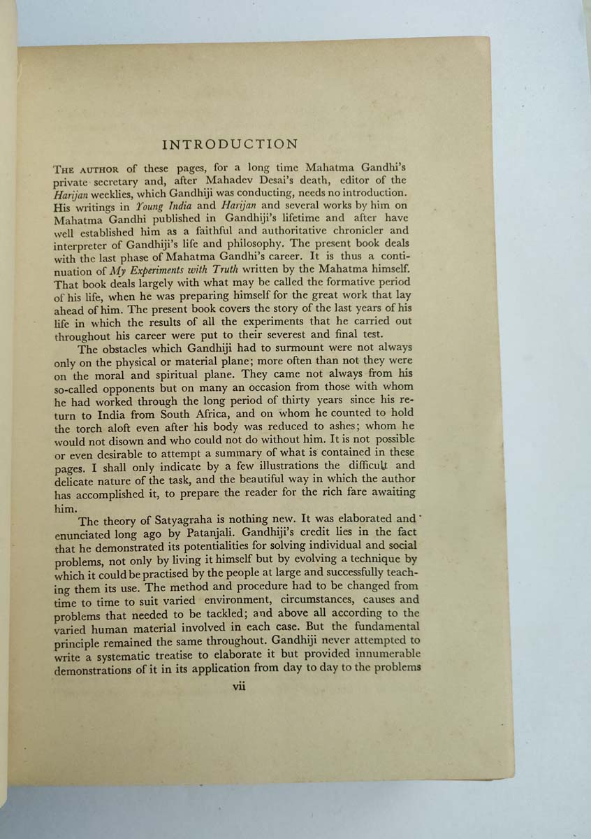 PYARELAL - MAHATMA GANDHI THE LAST PHASE IN TWO VOLUMES - Image 5 of 17