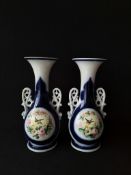 Old Paris Bleu de cobalt Porcelain Vase