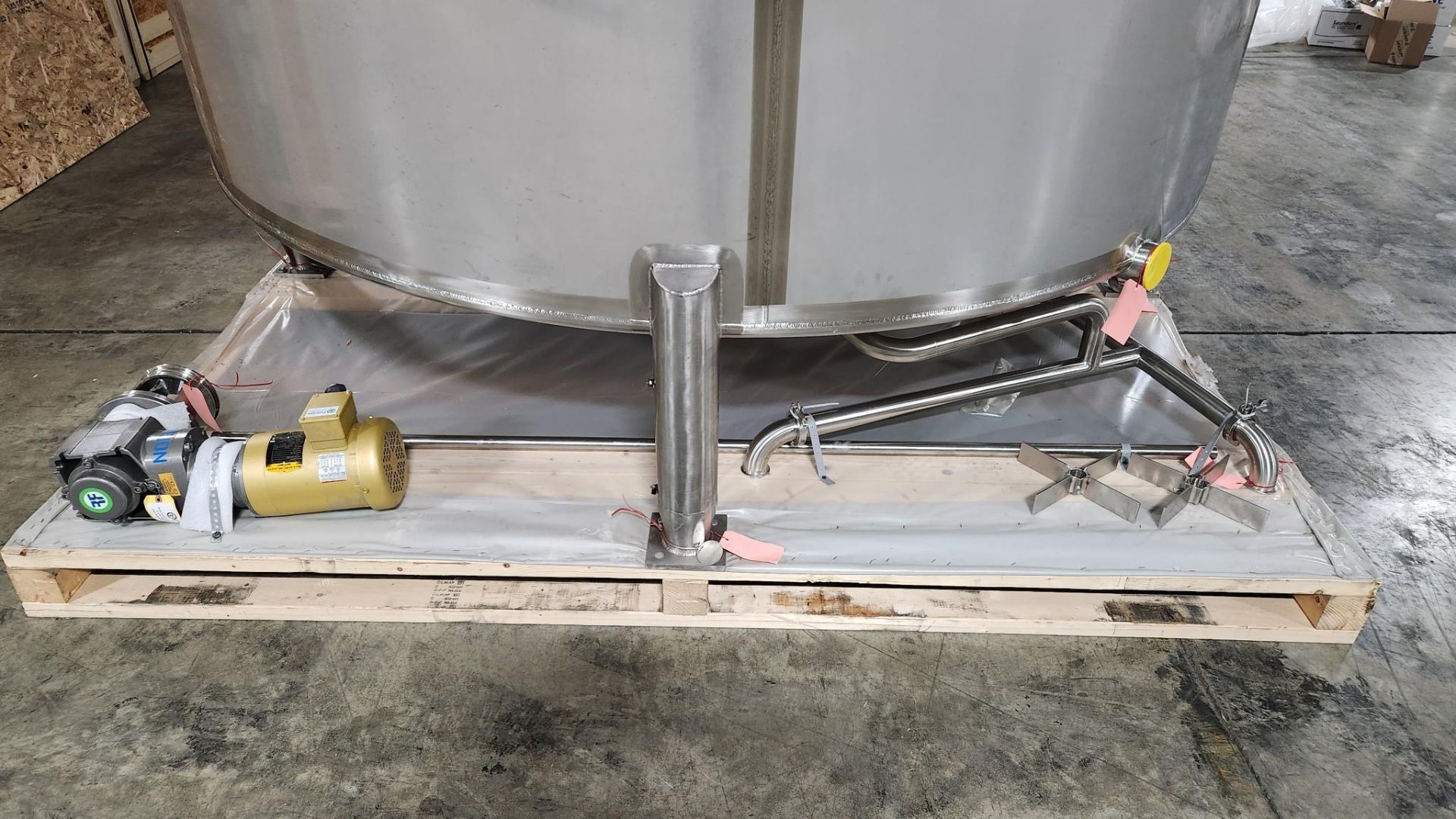PREFERRED STAINLESS 2,000 GALLON S/S MIX USE TANK 801-TK201 - Image 8 of 23
