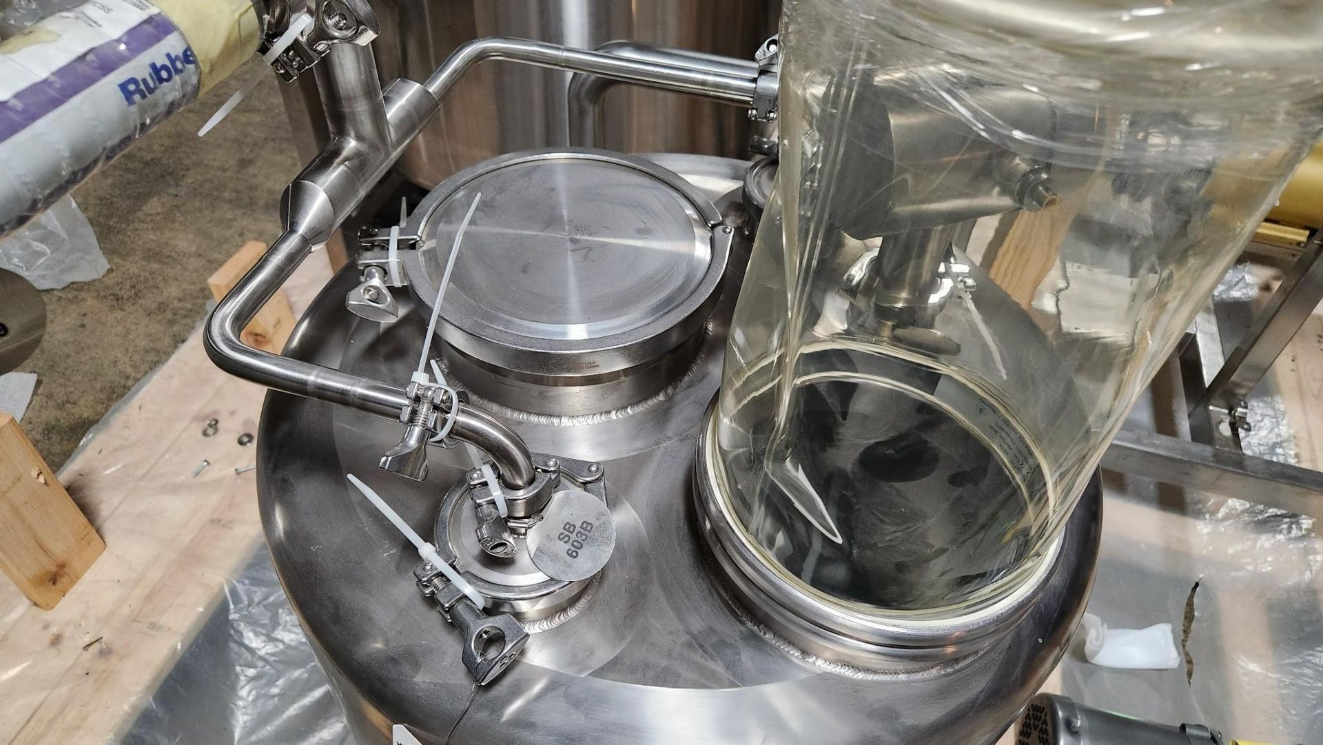 SHO-ME FABRICATION 50 GALLON DECANTER TANK S/N: SMF-IPEC-5 - Image 5 of 7