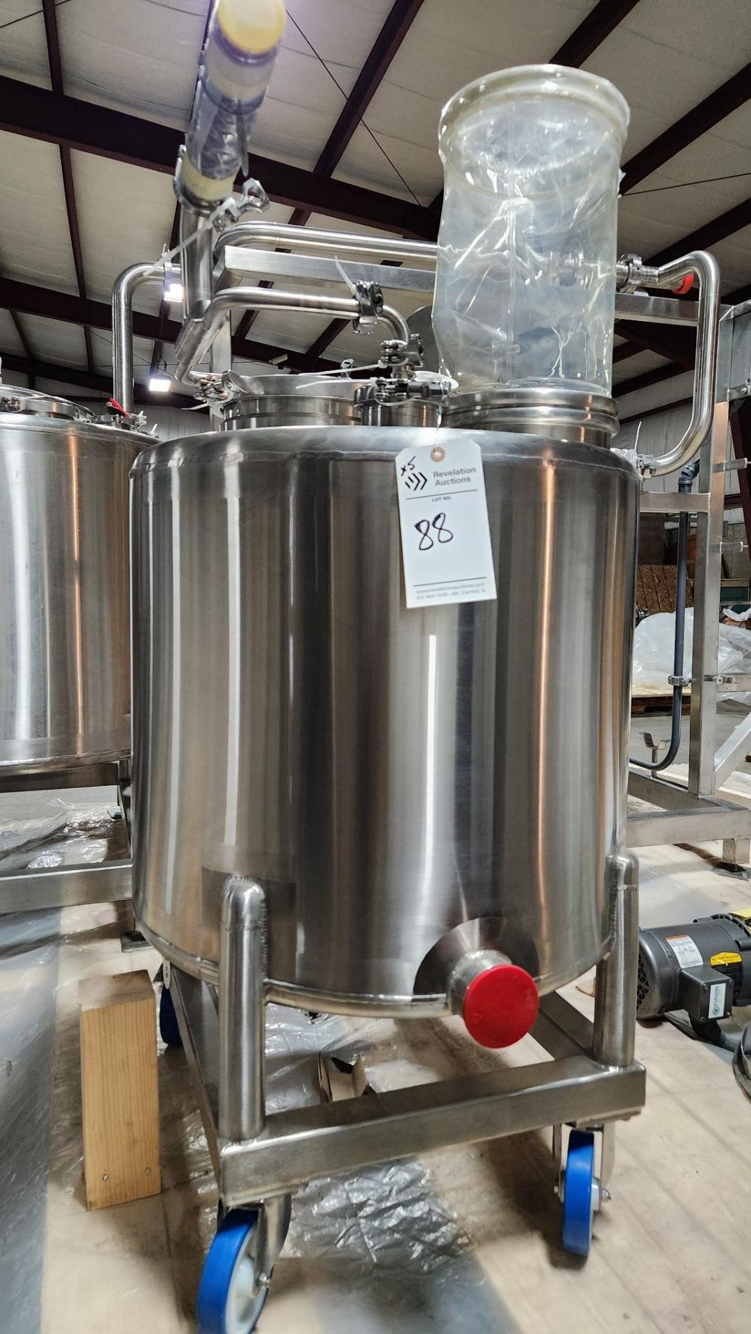SHO-ME FABRICATION 50 GALLON DECANTER TANK S/N: SMF-IPEC-5 - Image 3 of 7