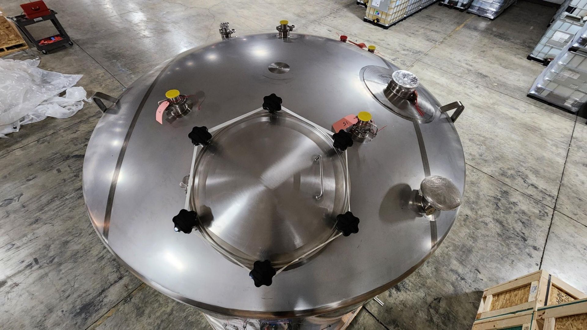 PREFERRED STAINLESS 2,000 GALLON S/S MIX USE TANK 801-TK201 - Image 14 of 23
