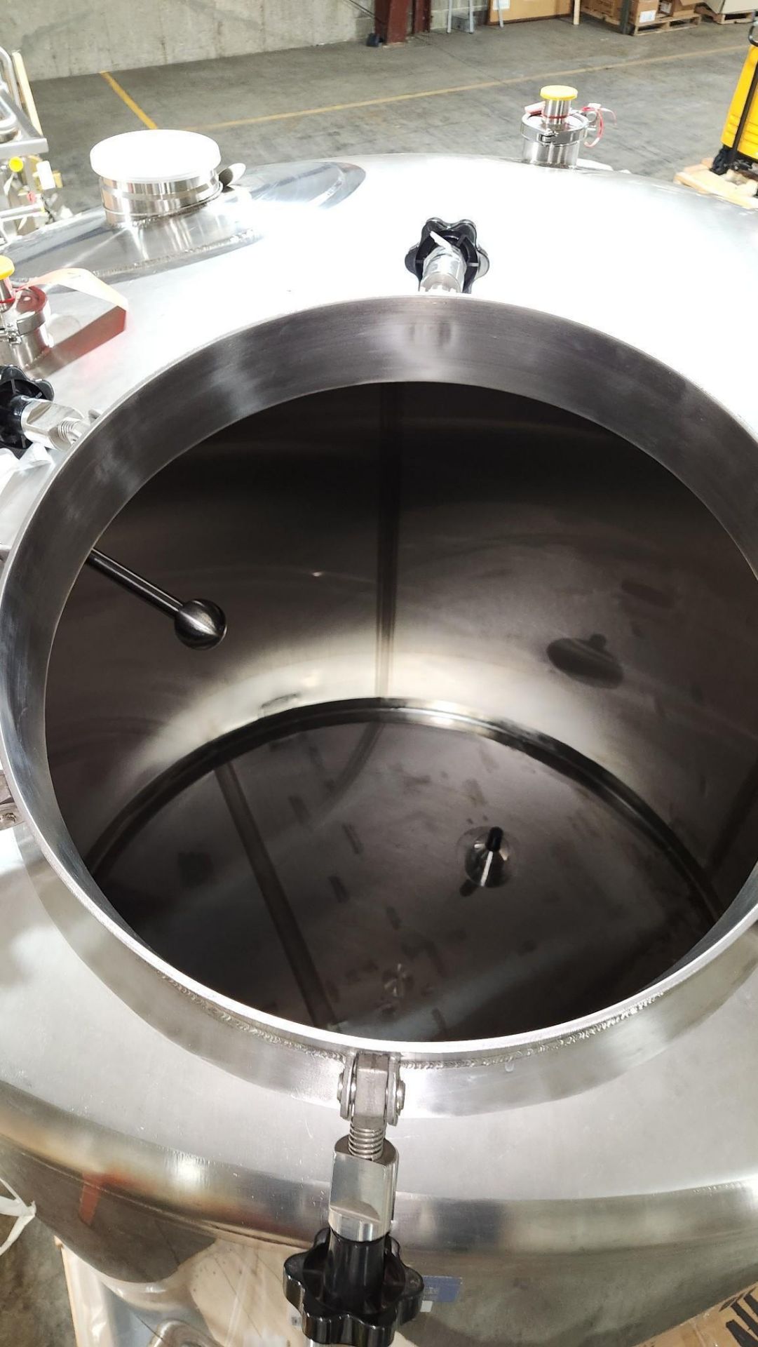PREFERRED STAINLESS 1,200 GALLON S/S VESSEL DECANTER TANK 502 802-2 - Image 7 of 17
