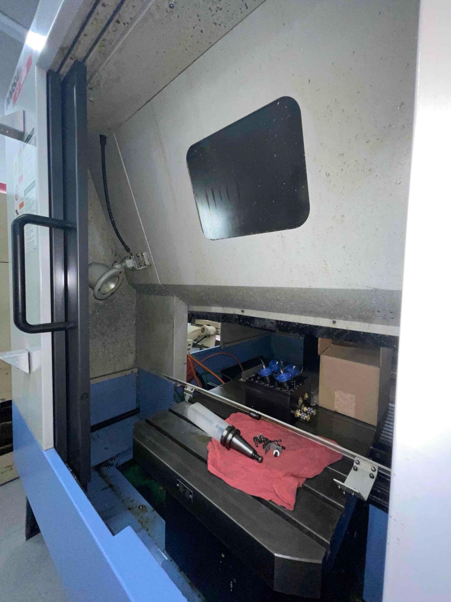 2013 DOOSAN DT-360D DUAL PALLET CNC VMC DRILL AND TAP - Image 7 of 27