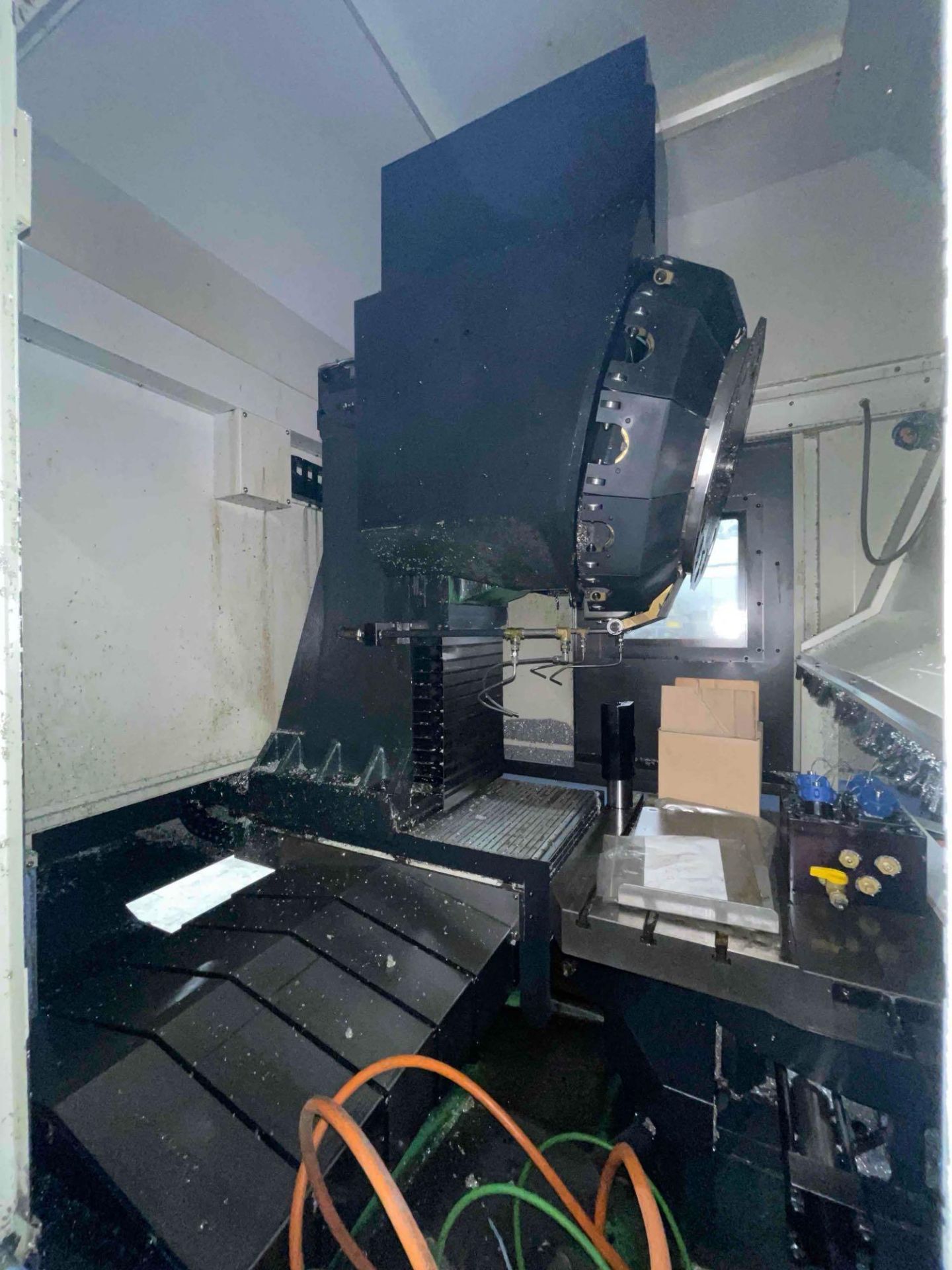 2013 DOOSAN DT-360D DUAL PALLET CNC VMC DRILL AND TAP - Image 12 of 27