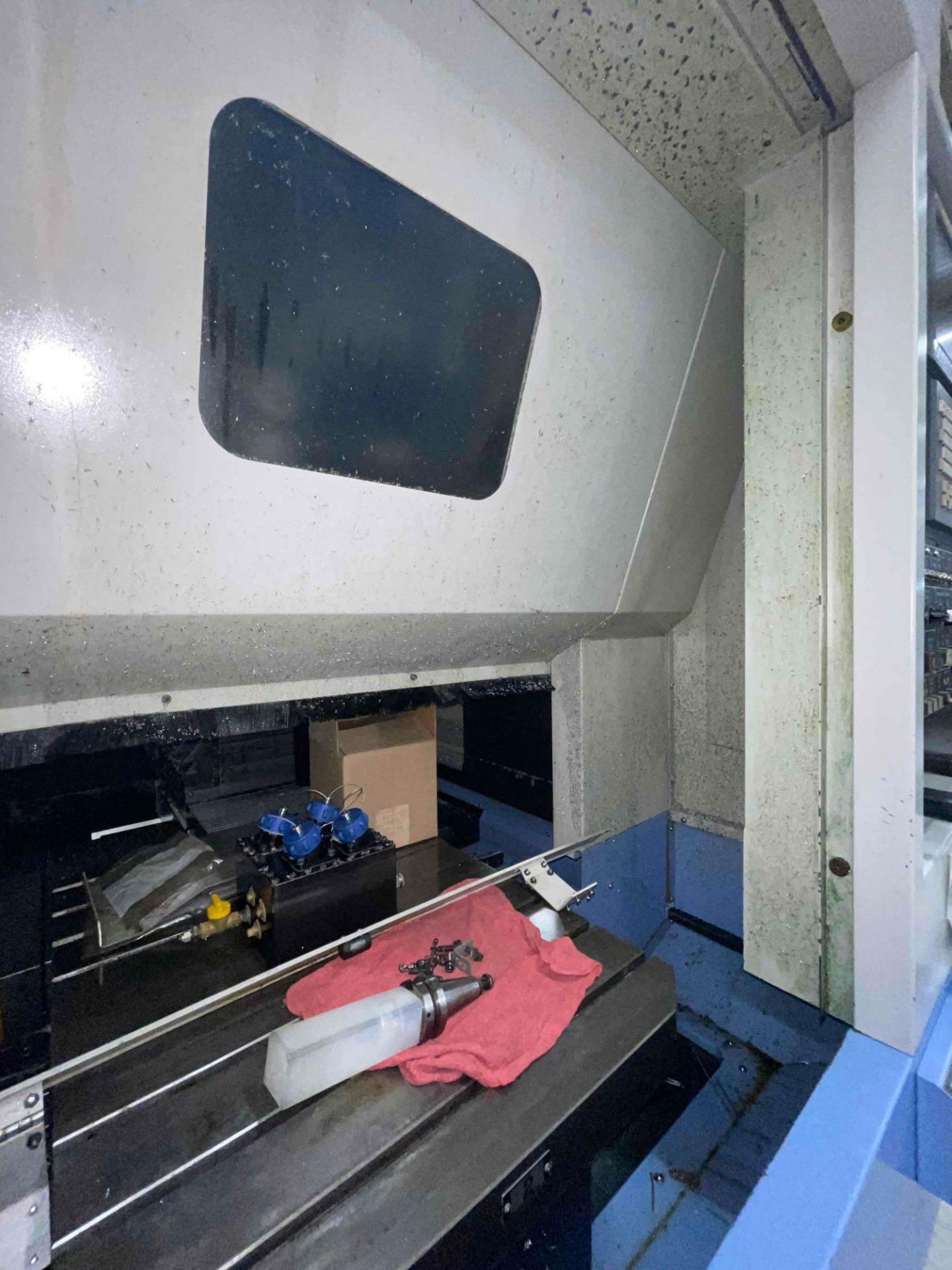 2013 DOOSAN DT-360D DUAL PALLET CNC VMC DRILL AND TAP - Image 8 of 27