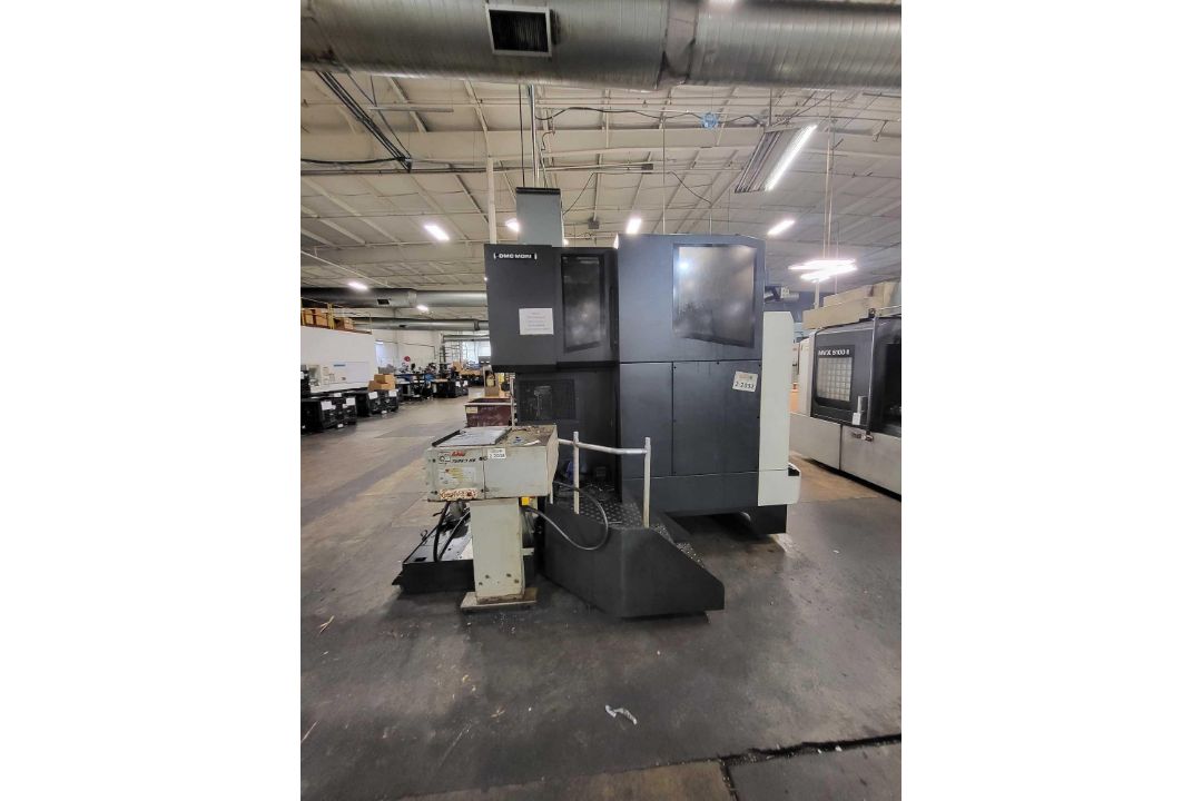 2015 DMG MORI NVX 5100/50 CNC VMC - THROUGH SPINDLE COOLANT - Image 9 of 13