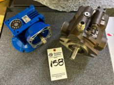 MOTOVARIO GEAR REDUCER OIL AGIP TELIUM VSF 320 AND PARKER PV102 SERIES PUMP