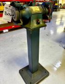 BALDOR BENCH GRINDER