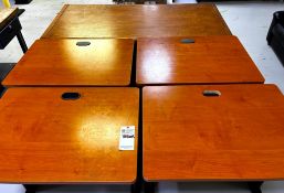 (4) DESKS