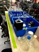 ASSORTED LABORATORY GLASSWARE