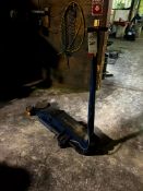 LINCOLN 10 TON FLOOR JACK