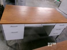 SINGLE DESK