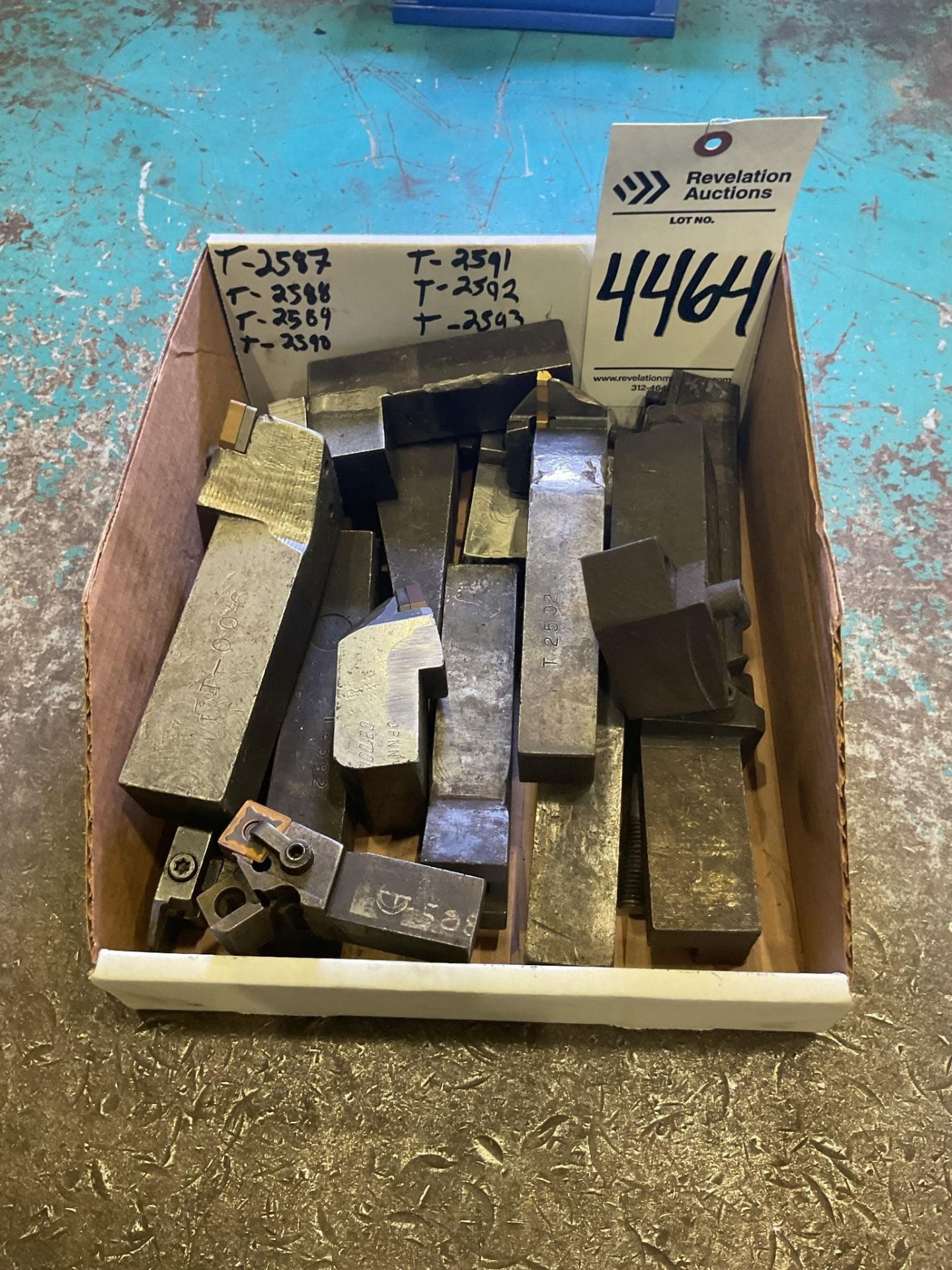 INDEXABLE TURNING TOOL HOLDERS