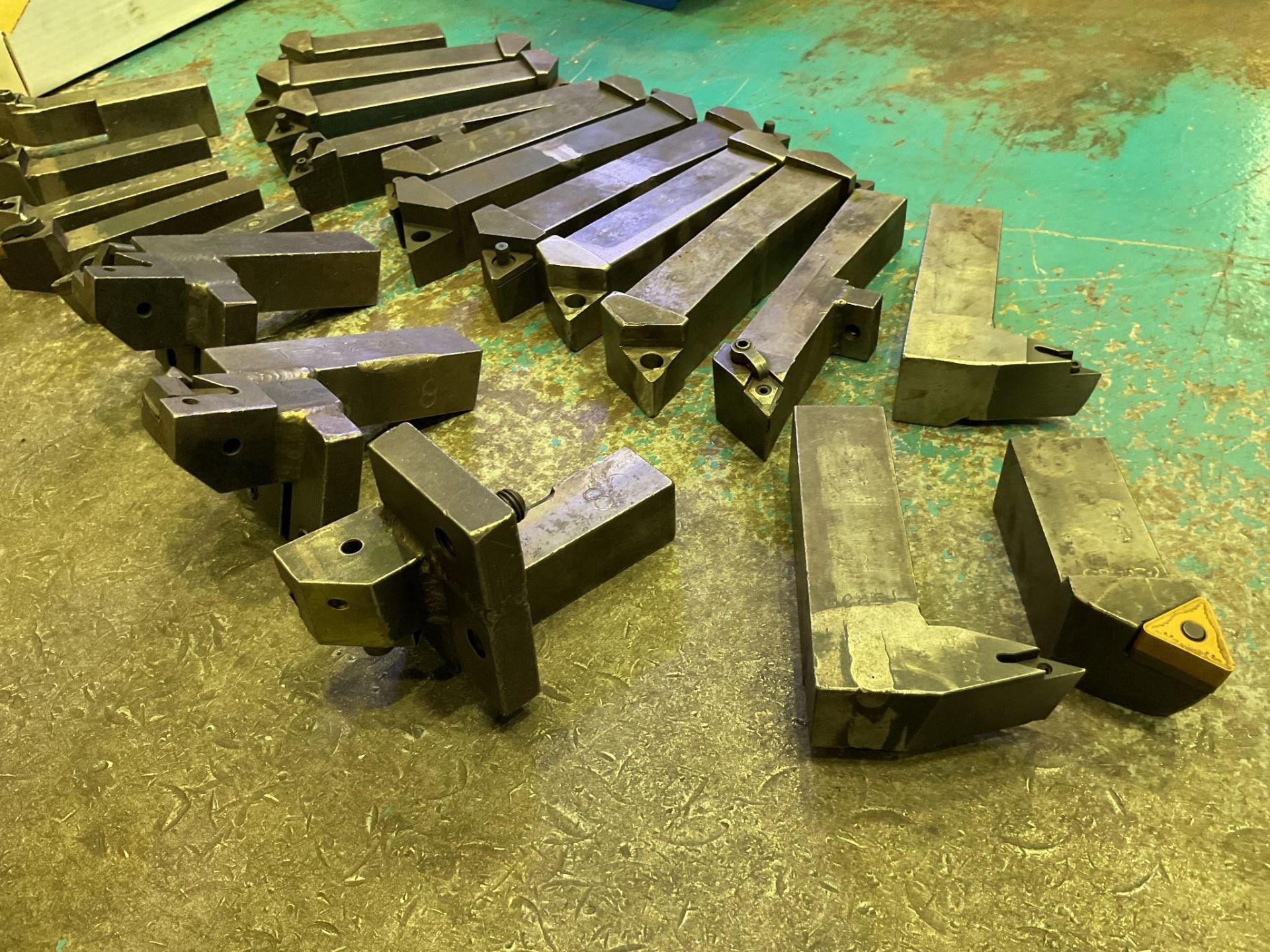 INDEXABLE TURNING TOOL HOLDERS - Image 4 of 21