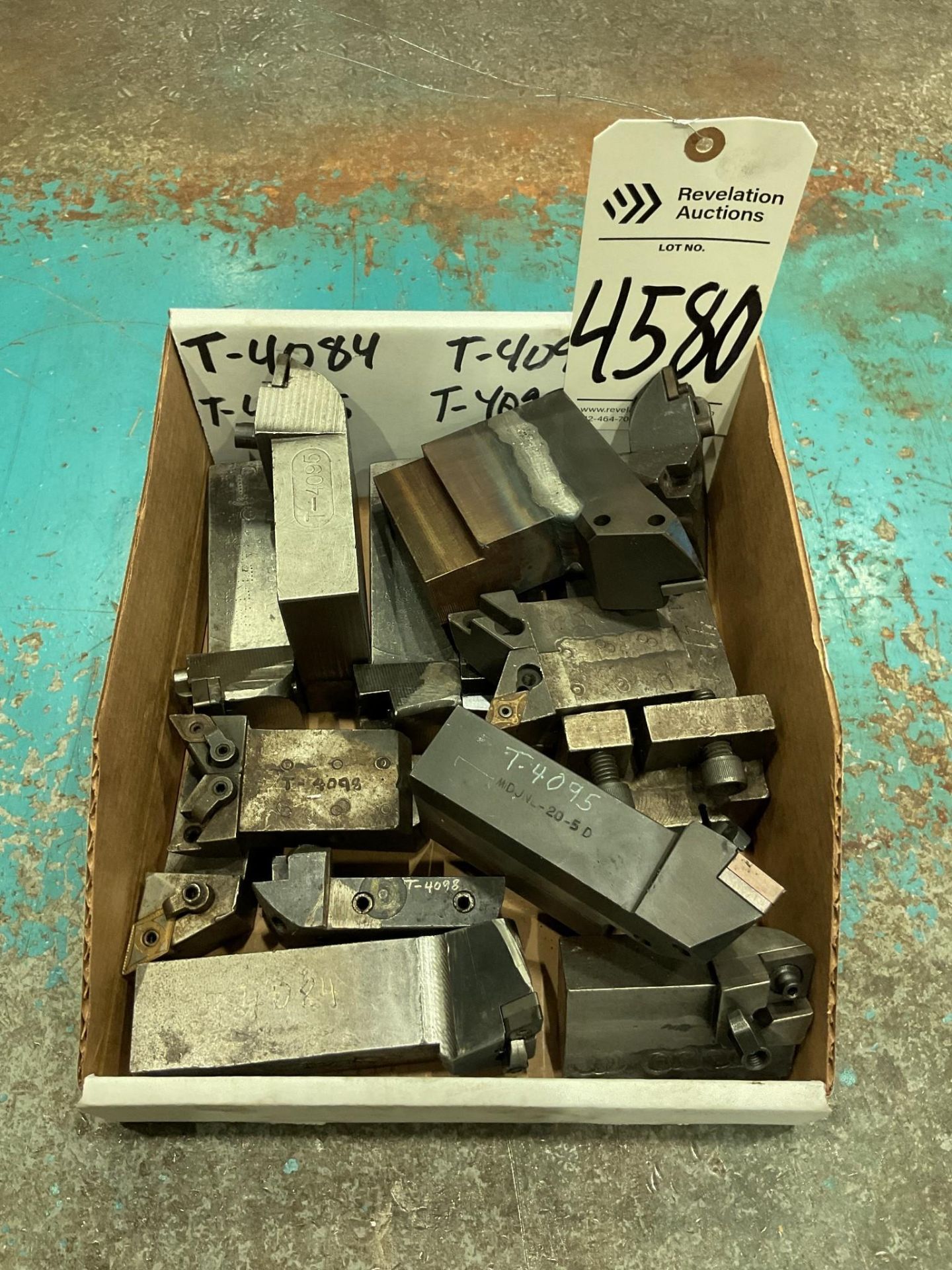 INDEXABLE TURNING TOOL HOLDERS