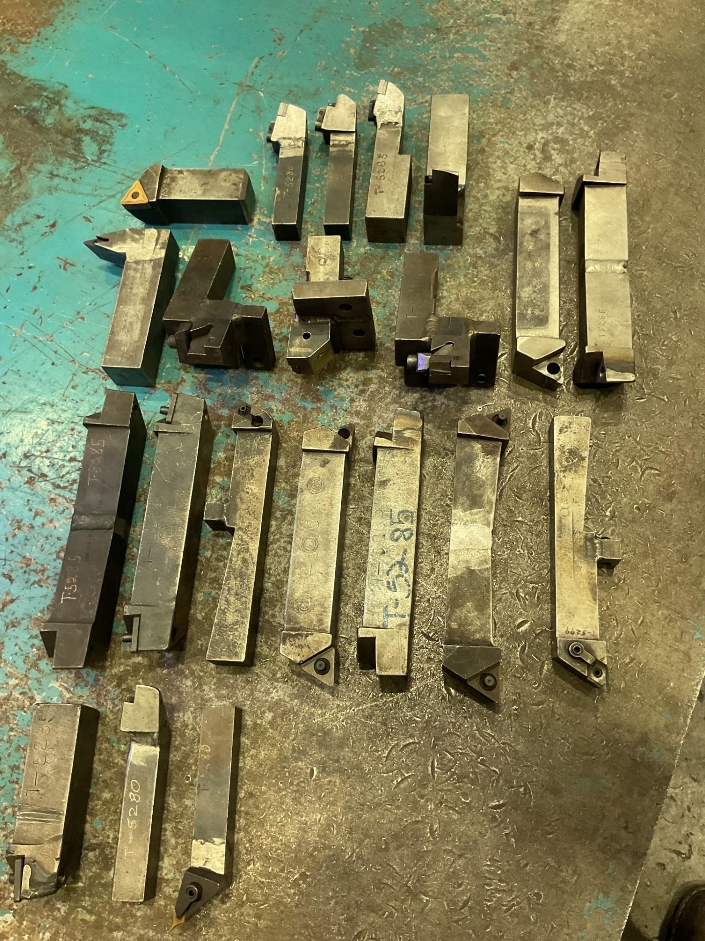 INDEXABLE TURNING TOOL HOLDERS - Image 6 of 21