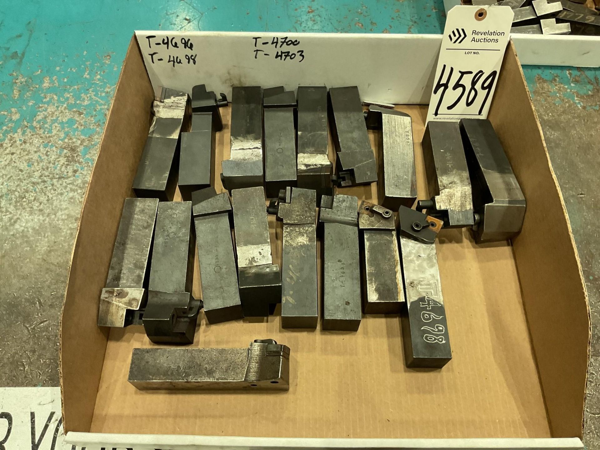 INDEXABLE TURNING TOOL HOLDERS