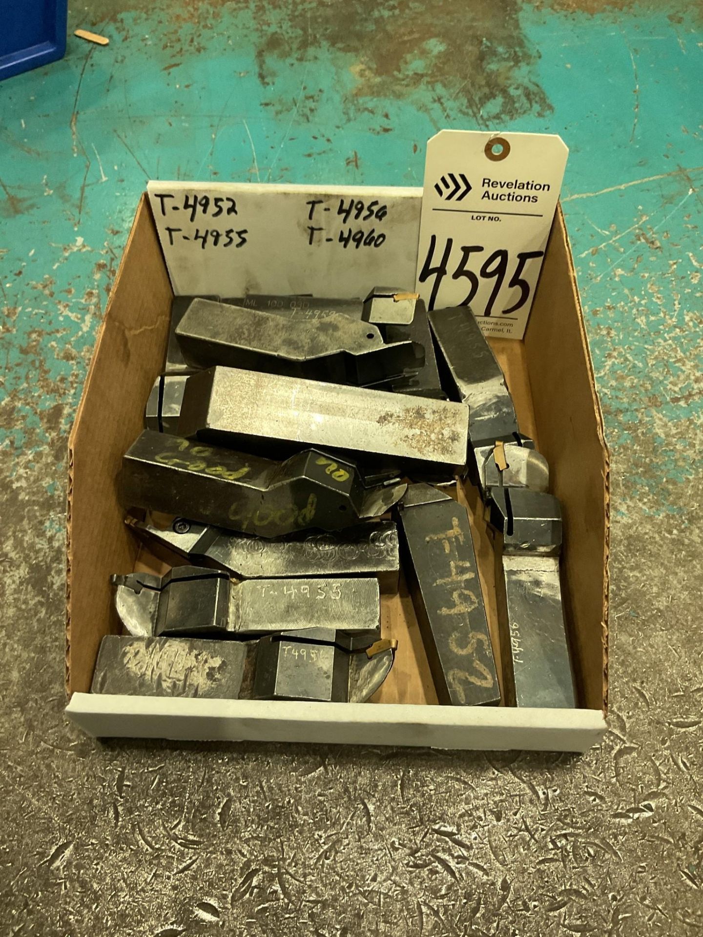 INDEXABLE TURNING TOOL HOLDERS