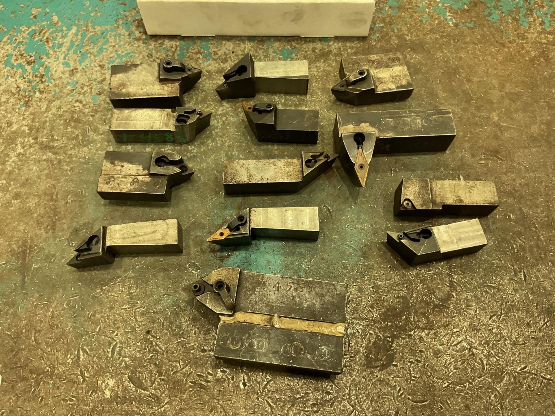 INDEXABLE TURNING TOOL HOLDERS - Image 6 of 9