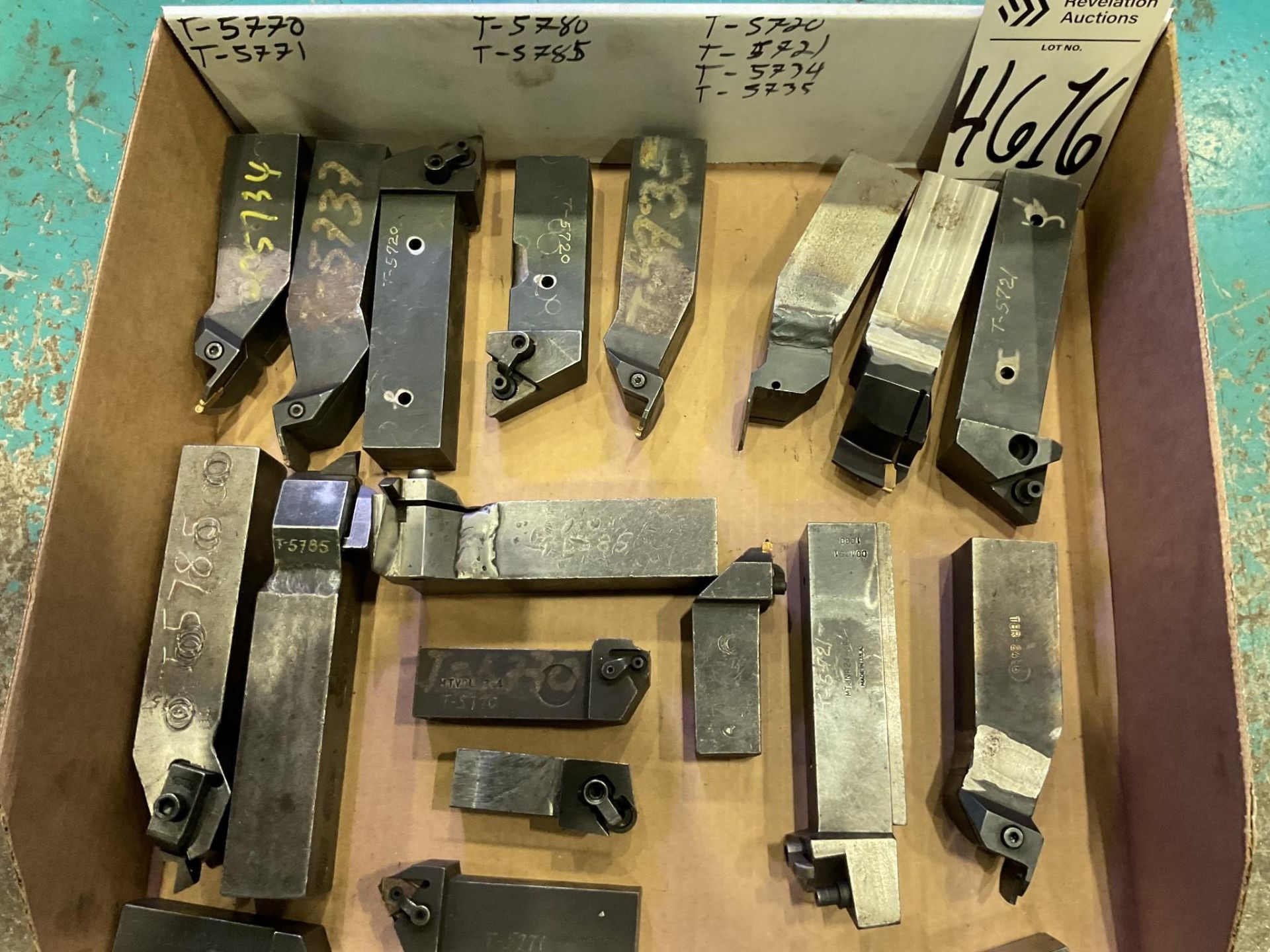 INDEXABLE TURNING TOOL HOLDERS - Image 2 of 16