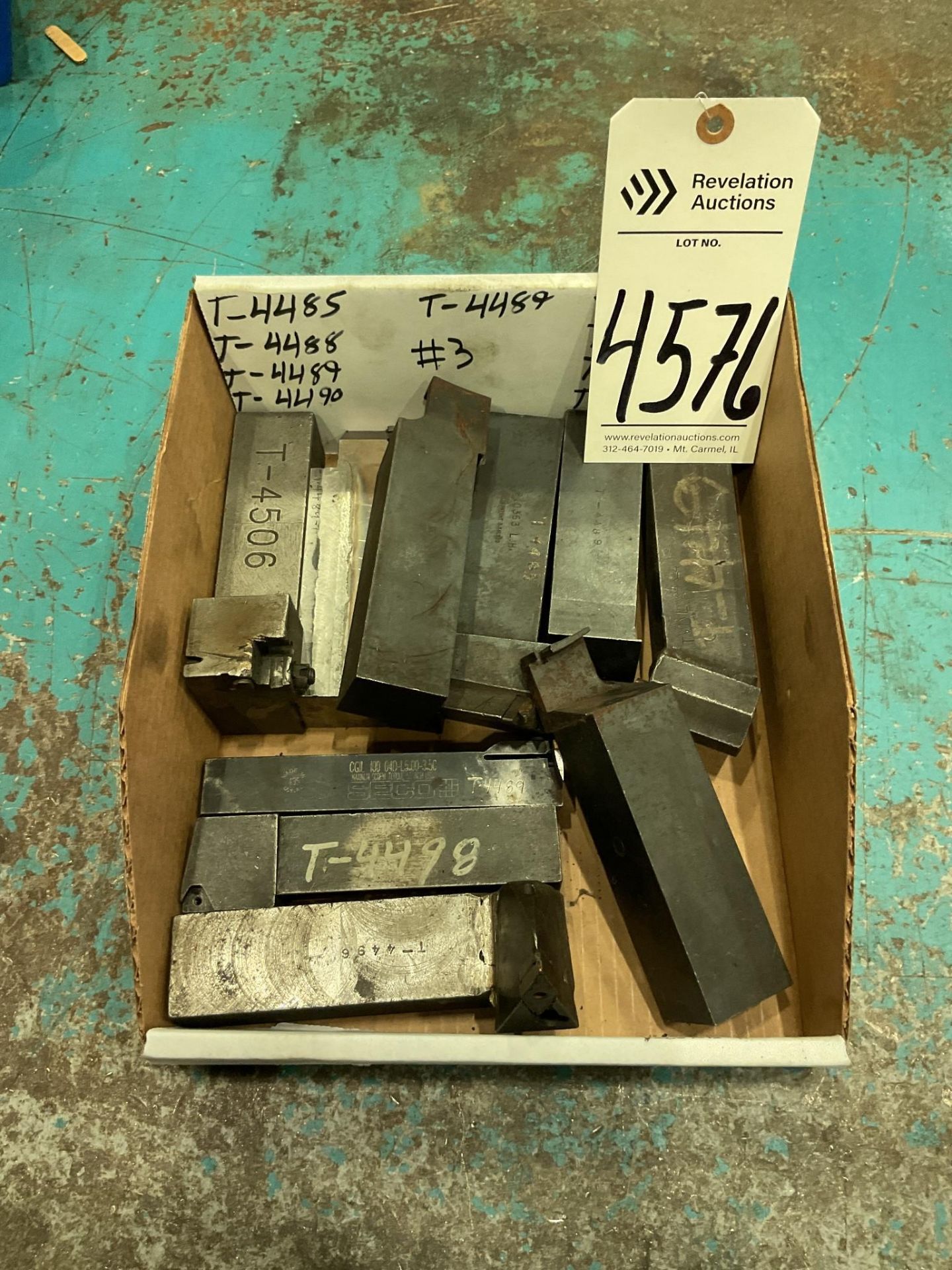 INDEXABLE TURNING TOOL HOLDERS
