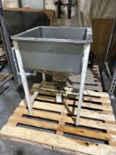 SS HOPPER WITH VIBRATORY FEEDER