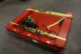 PRESTO MODEL XZ50-40 FLOOR LEVEL LIFT