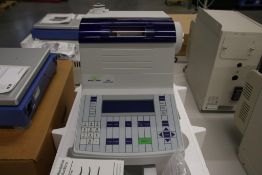 METTLER TOLEDO MODEL DR40 COMBINED DENSITY & REFRACTIVE INDEX LAB BENCHTOP METER