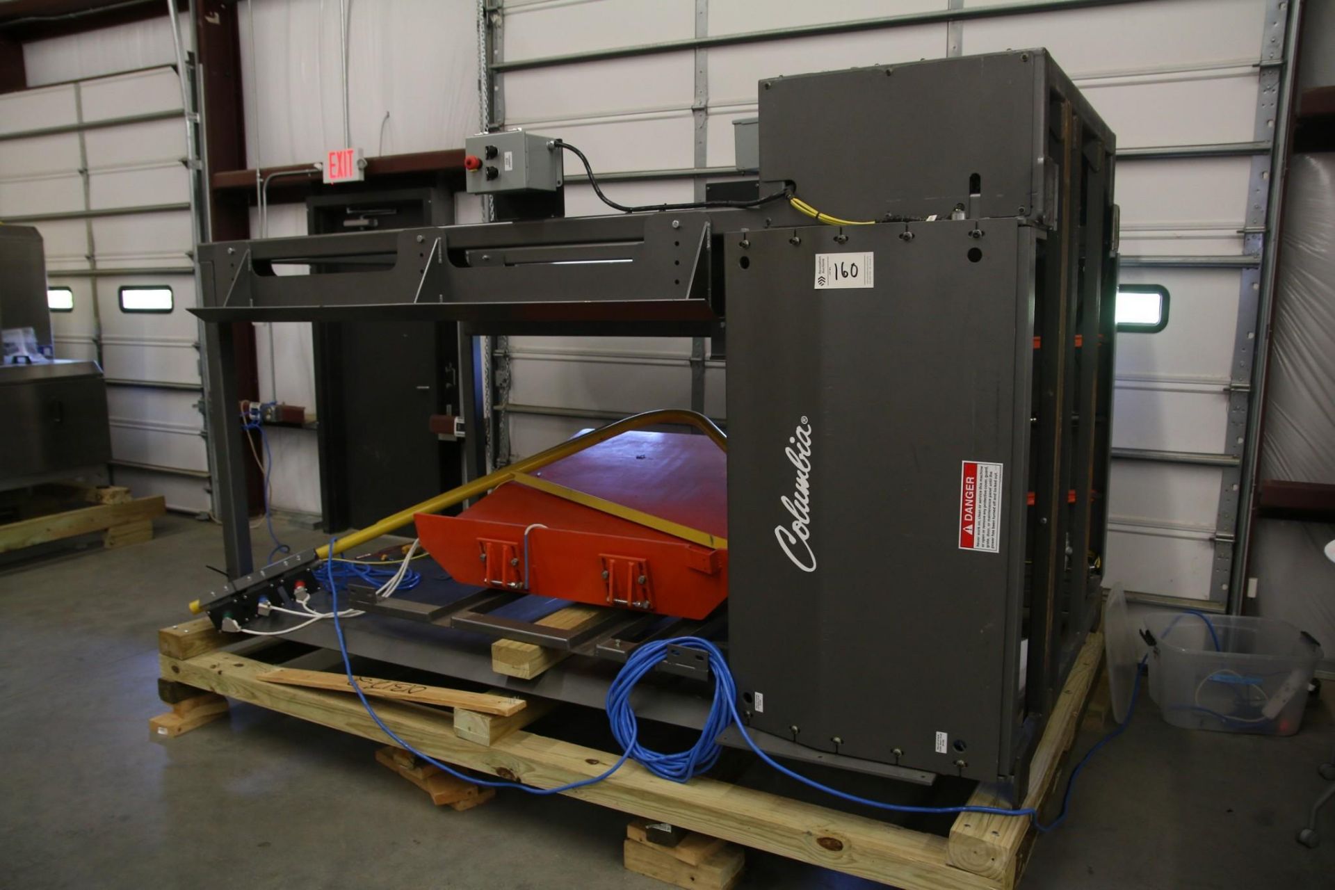 COLUMBIA STD/LTS/PD/460 PALLET LOAD TRANSFER SYSTEM