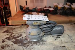 DEWALT DWE6423 RANDOM ORBIT PALM SANDER