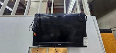 TOSHIBA 40FT1U 40” MONITOR