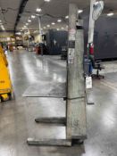 REGAL MV60 HAND CRANK LIFT CART