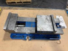 KURT D688 ANGLOCK 6