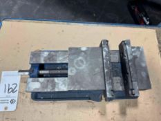 KURT D688 ANGLOCK 6
