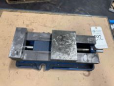 KURT D688 ANGLOCK 6