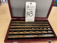 MITUTOYO GAUGE BLOCK SET