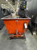 MECO 1 CUBIC YD 2,000 LB CAPACITY HOPPER
