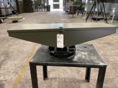 100LBS ATV LOW PROFILE ROAD FEEDER