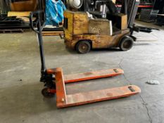 5500 POUND CAPACITY PALLET JACK