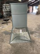 OMD STAND & FILL 600 LB CORN FEEDER W/ CAGE