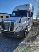 2015 FREIGHTLINER CASCADIA 125 SLEEPER TRUCK
