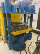 250-TON 4-POST HYDRAULIC PRESS