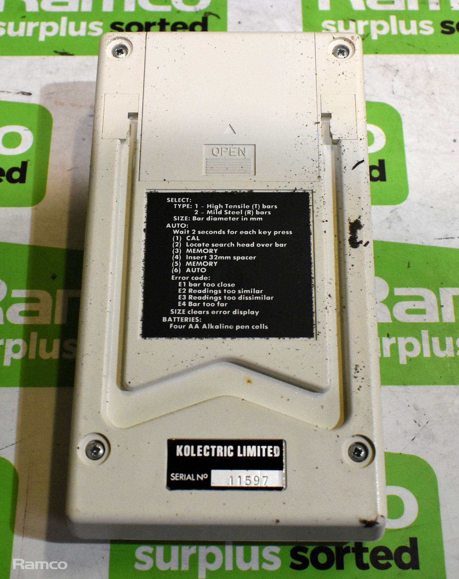 MO Hand Anemometer with wooden case & Kolectric Ltd Micro Covermeter with accessories and case - Image 6 of 10