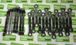 13x Snap-On ratchet wrenches 3/4 - 13/16in & 7x 1/2in SD QR extension socket wrenches - 250mm